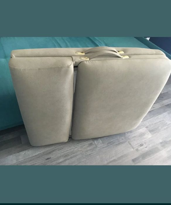 Масажна маса с нова кожа