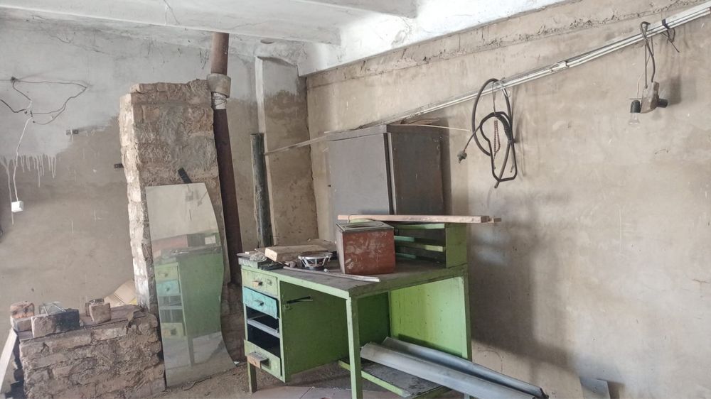 Продам гараж 42 м2