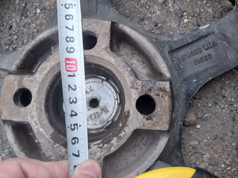 Диски R14 на Гольф 3. Два комплекта.