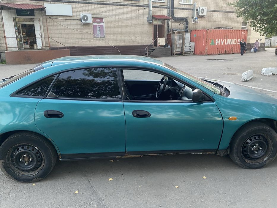 Продам авто Мазда 323F