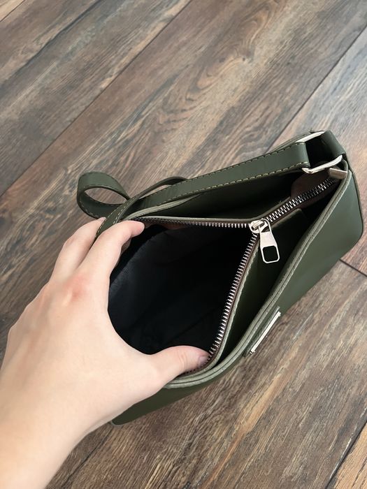 Чанта по модел на Prada в зелено