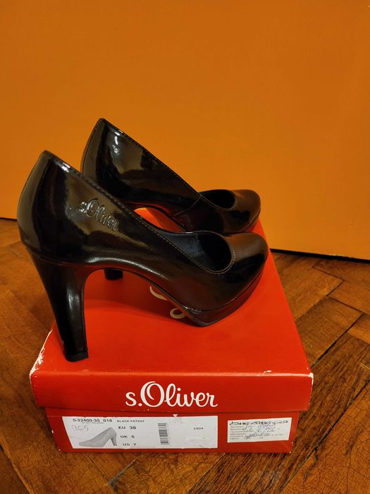 Елегантни дамски обувки на s'Oliver