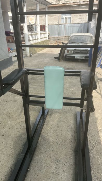 Многофункциональный турник-тренажер