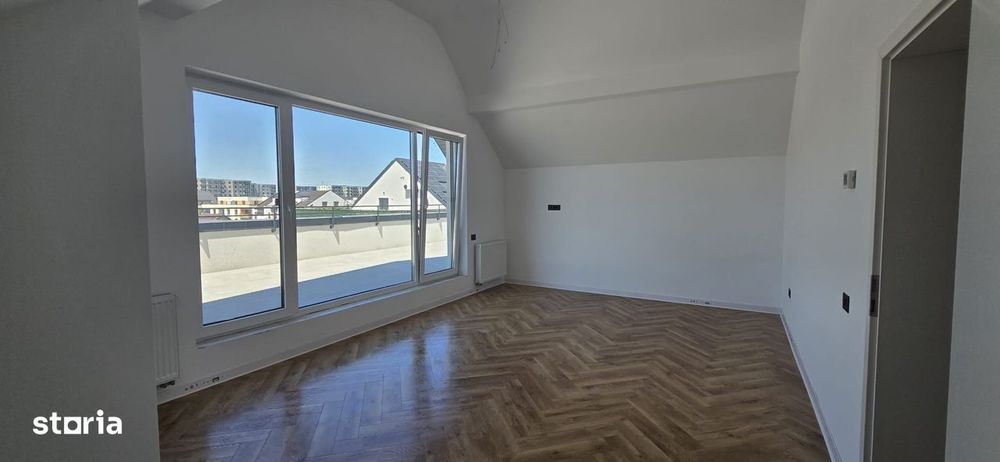 Ap. 3 camere , terasa de 90mp, intabulat.