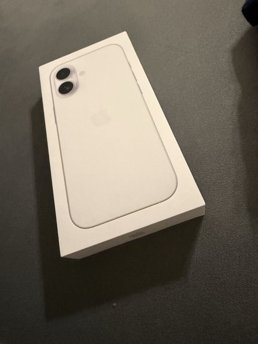 Iphone 17 256gb White 2Г гаранция