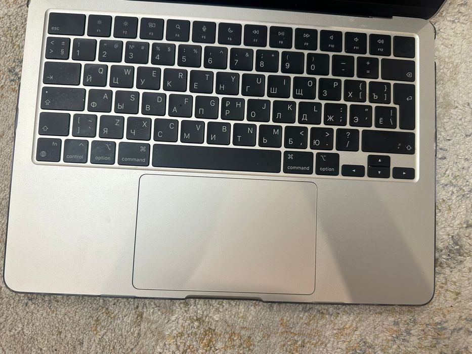 MacBook Air M2 13 дюймов только продажа