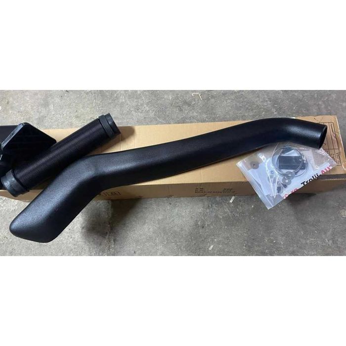 Snorkel Suzuki Grand Vitara 2006+ Gen 2 montaj partea dreapta