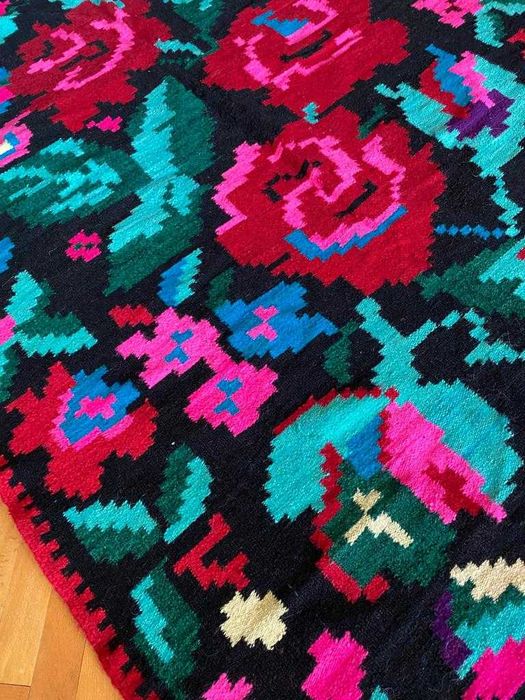 Covor oltenesc din lână, nefolosit,