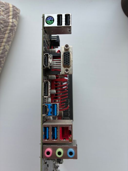 Материнская плата Gigabyte B760M