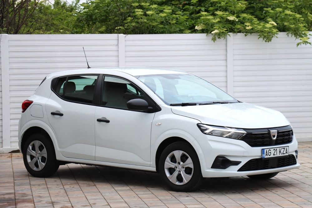 Dacia  Sandero  1.0 Sce vand/inchiriez pentru bolt uber