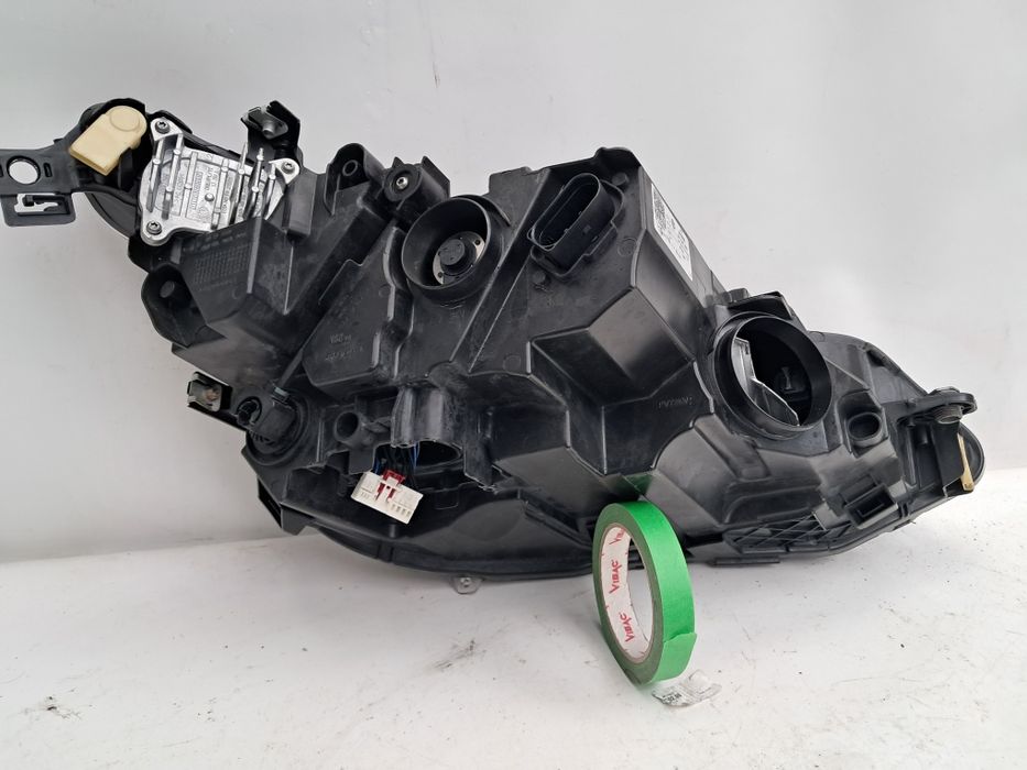 Фар Vw Golf 8 лав