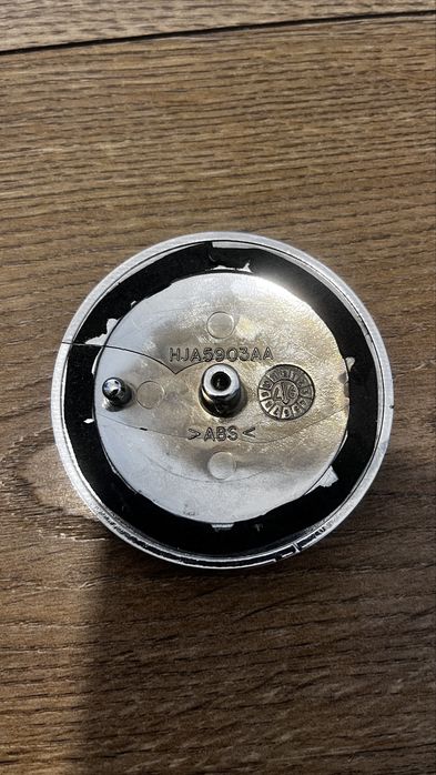 Emblema Jaguar aftermarket