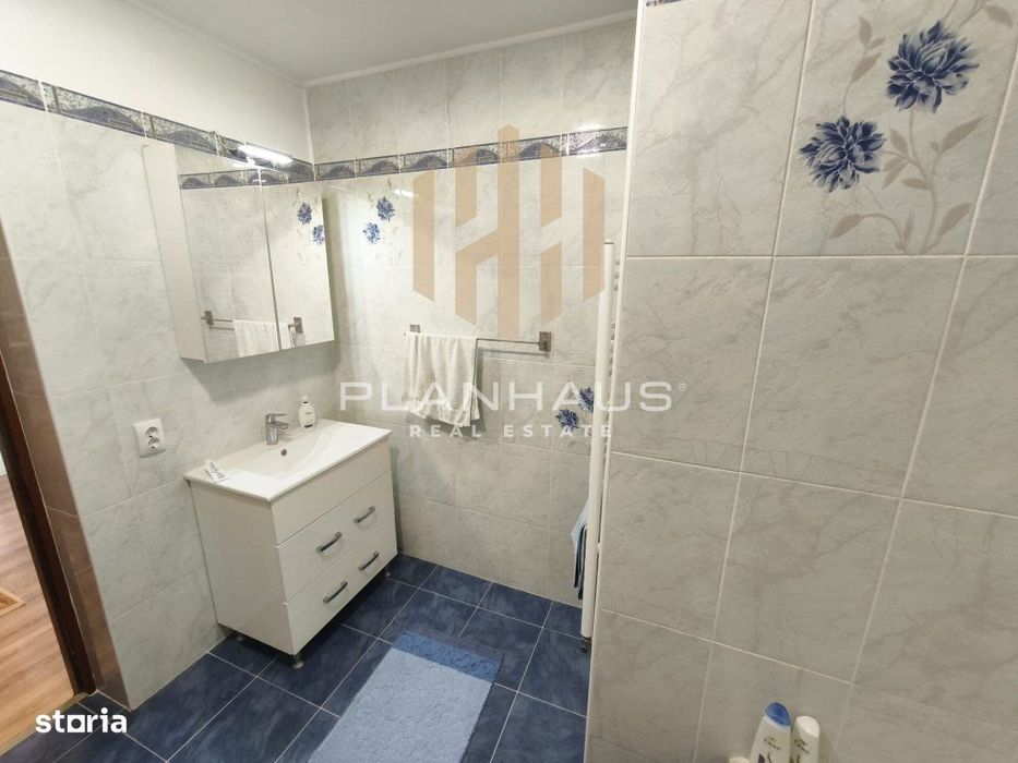 Apartament spațios cu 2 intrări, curte privată – 81 mp utili – la 50 m