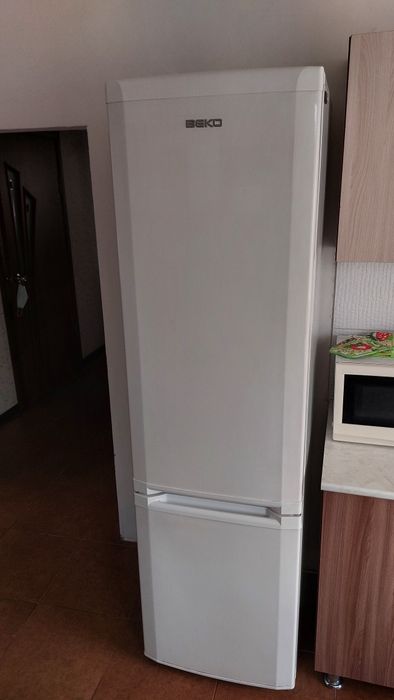 Холодильник BEKO