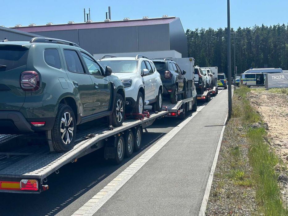 Transport auto pe platforma in Europa