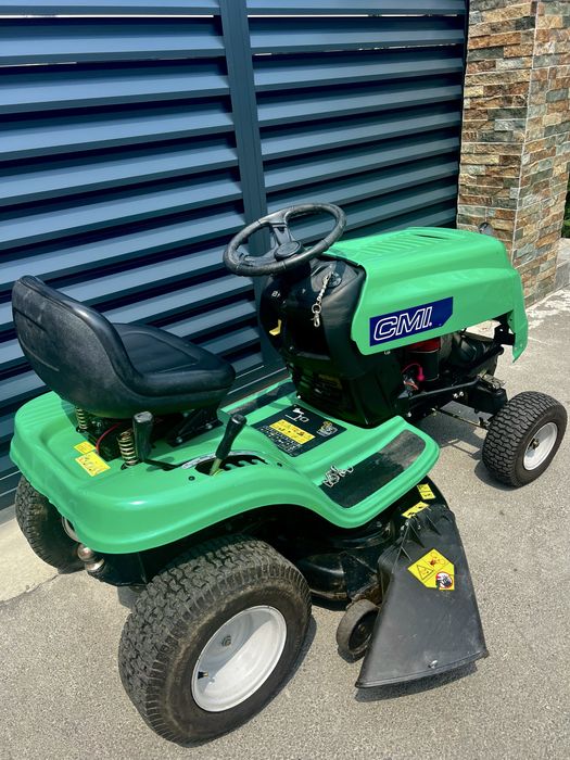 Tractoras de tuns iarba Mtd American Transmatic