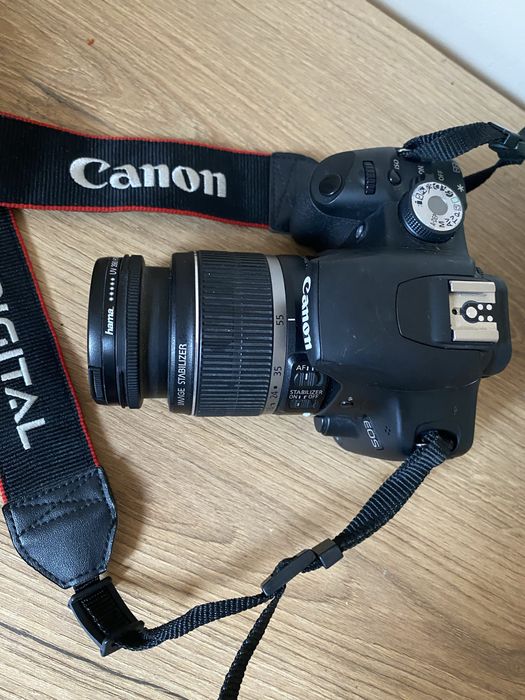 Фотоапарати Canon Eos Nikon F-50 Sony Cybershot и Обектив