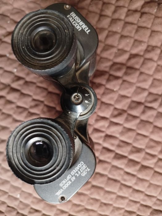 Бинокль продаётся