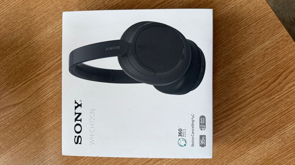 Casti Sony (over the ear)