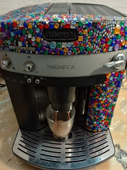 Espresor cafea DeLonghi magnifica