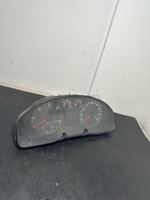 Ceasuri bord Audi A4 B5 1.9 AFN 1994-2002 2.5 TDI V6  | 8D0919033A