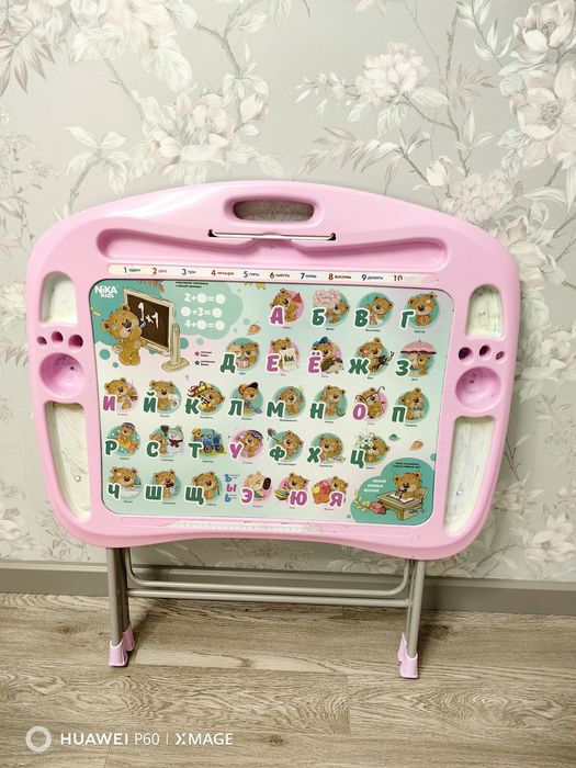 Продам детский стол