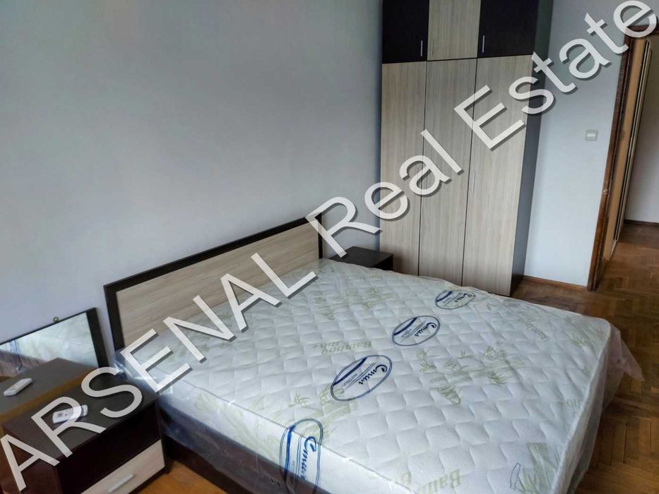 Дава се под наем Четиристаен апартамент в София, Редута - 190 кв.м за 800 € - Снимка #4