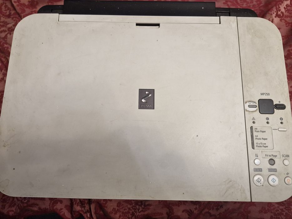 Vand imprimanta  color Canon