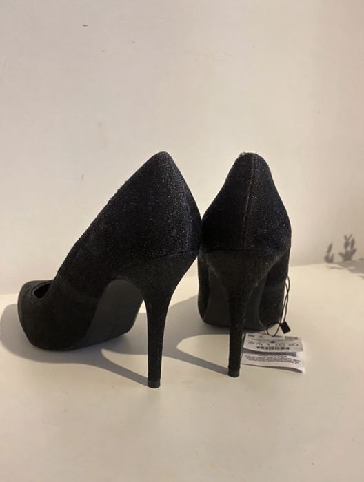Pantofi Stiletto Negri cu sclipici Berska