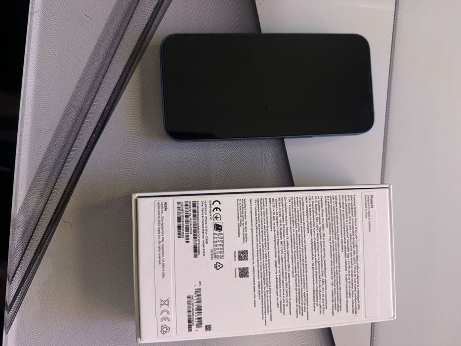 Iphone 13 BLUE / като нов / 90% батерия