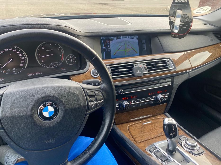BMW 7 Series 2009 — imagine 3