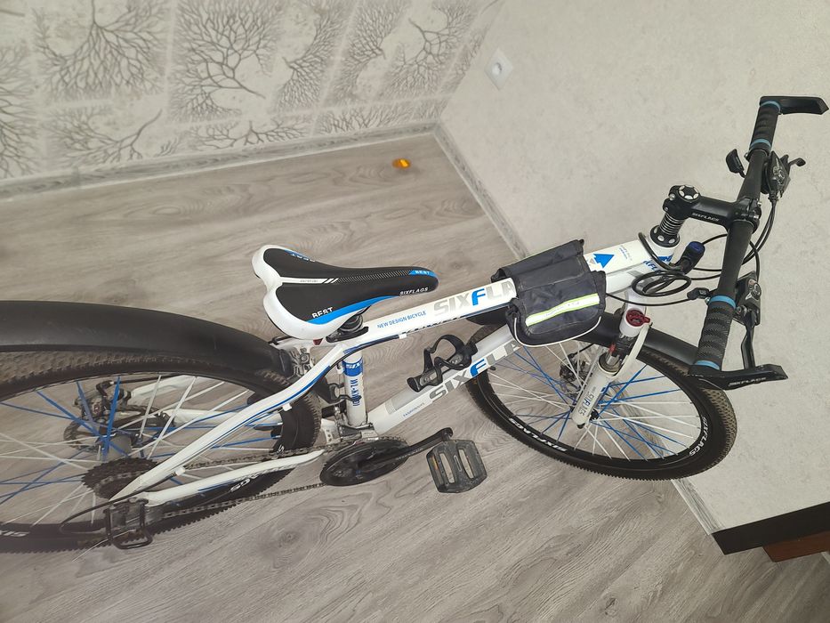 Продам велосипеды 1большой 1 маленький