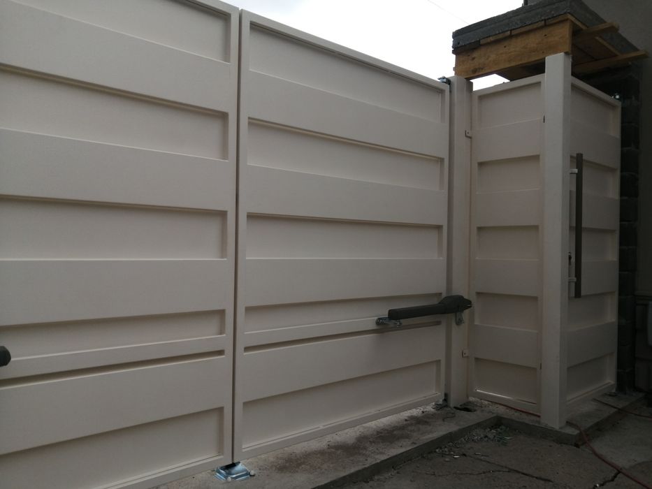 Montaj automatizări porți culisante, batante.Automatizări porti