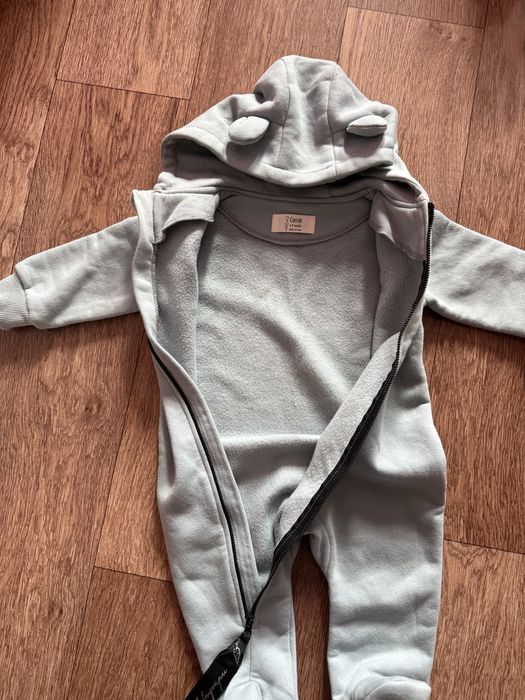 Продам детский комбинезон