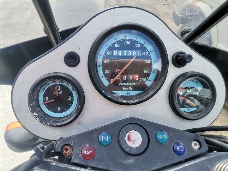 Само на части cagiva river 600