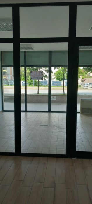 Дава се под наем Магазин в София, Зона Б-18 - 130 кв.м за 1250 € - Снимка #3
