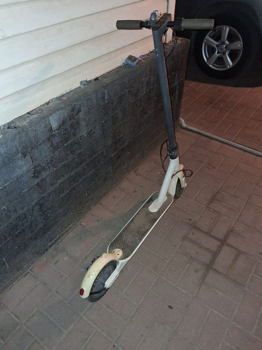 Продам электросамокат