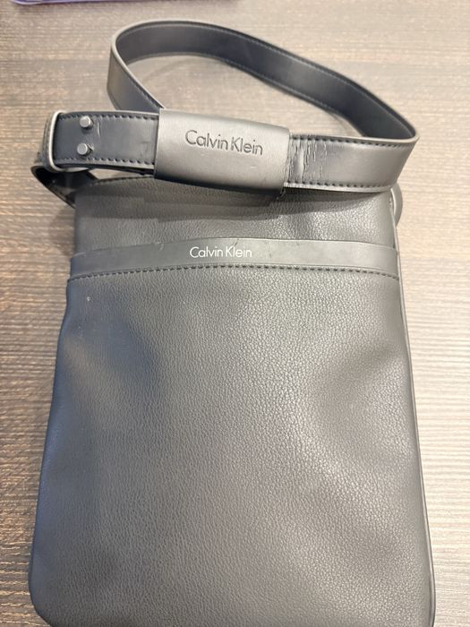 Borsetă bărbați nouă Calvin Klein