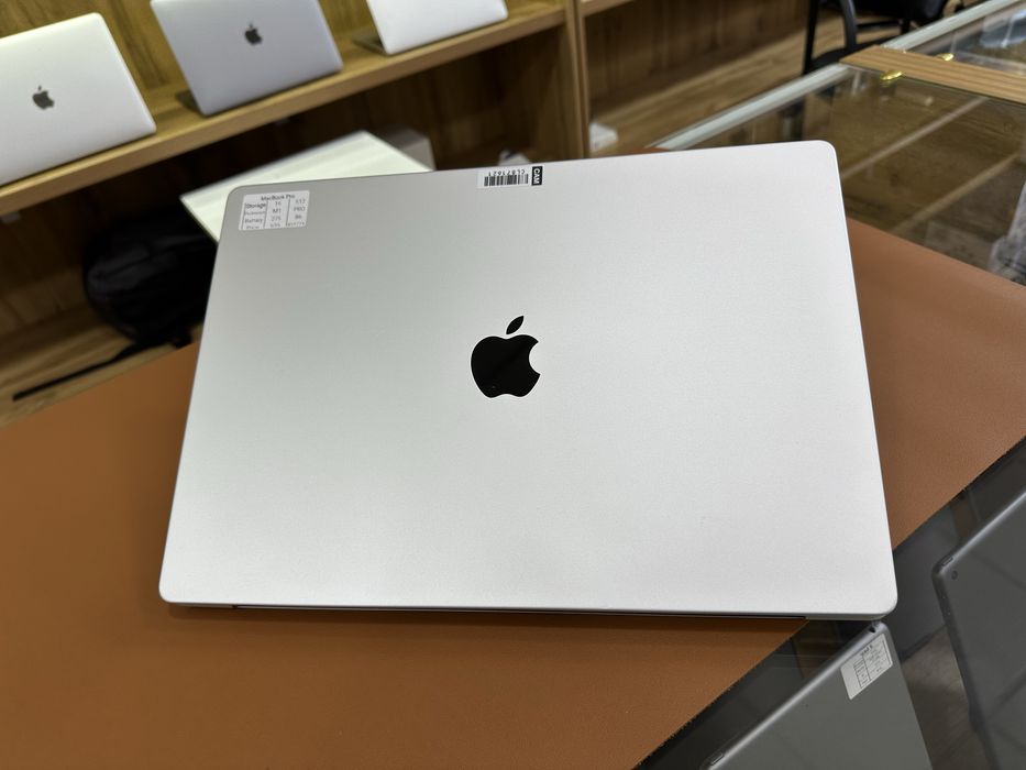 MacBook Pro M1 Pro 16 Inch