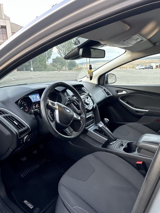 FORD Focus 2014 — imagine 5