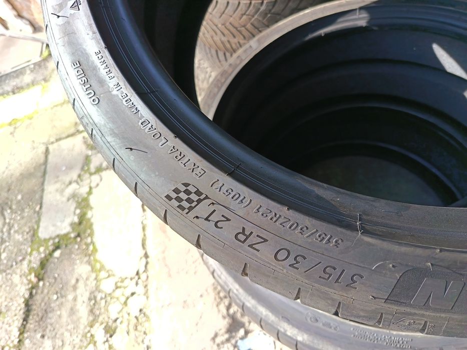 Anvelope vara 275 35 21 cu 315 30 21 Michelin