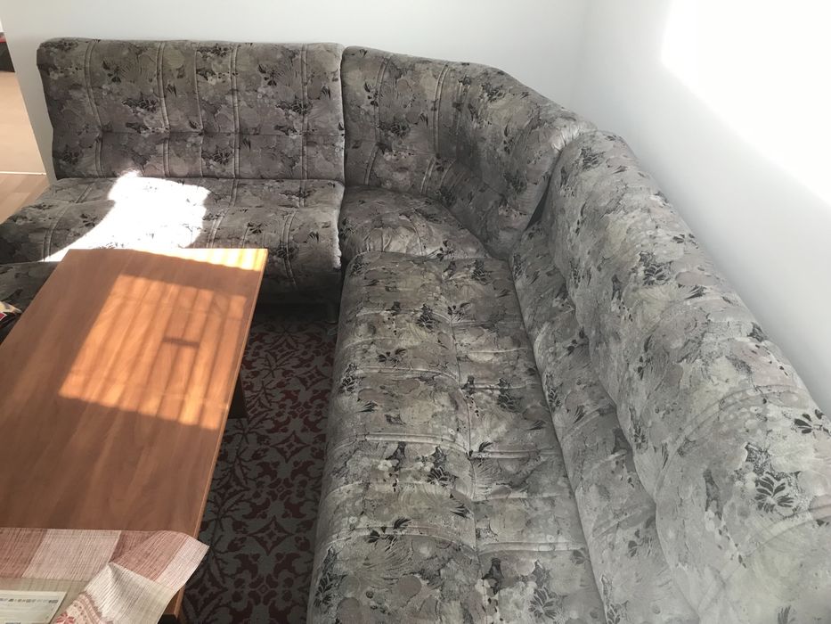 Ъглов.     диван