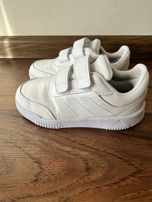 Маратонки adidas
