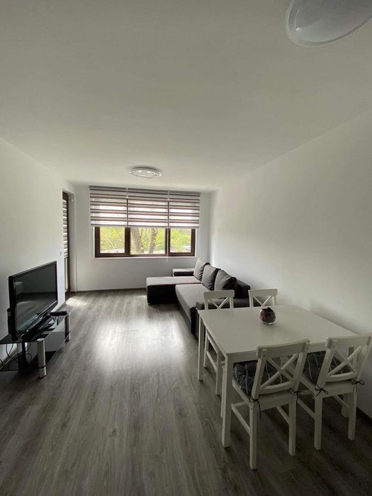 Дава се под наем Двустаен апартамент в Варна, Младост 1 - 60 кв.м за 488.58 € - Снимка #1