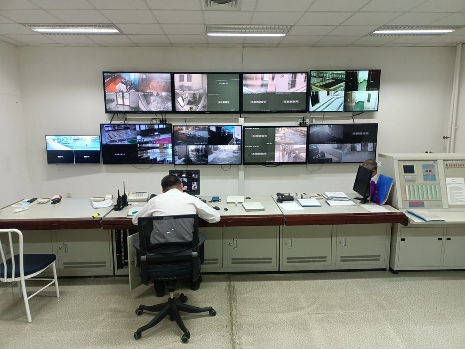 Установка видеонаблюдения.