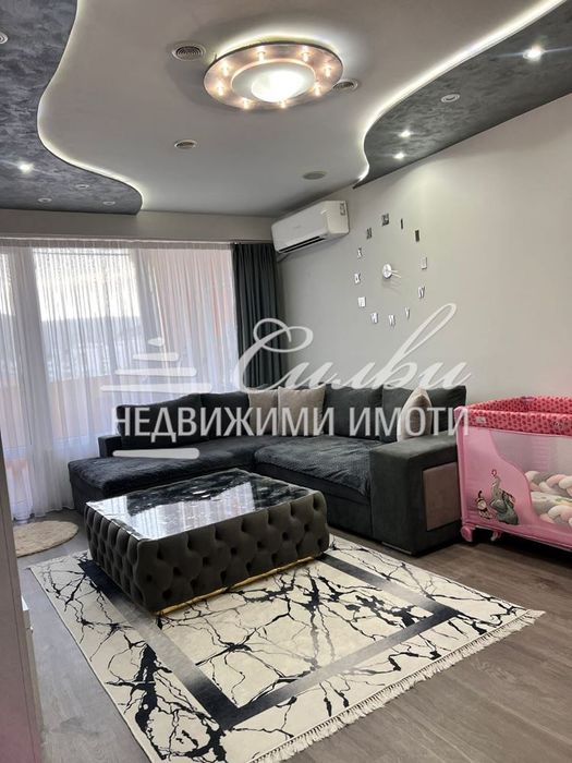 Двустаен апартамент - кв. Боян Българанов 1