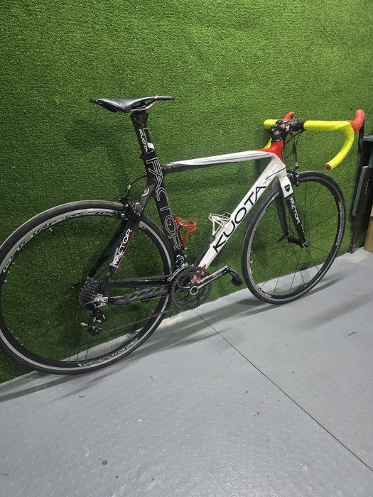 Карбонов шосеен, аеро велосипед  Kuota K-Factor