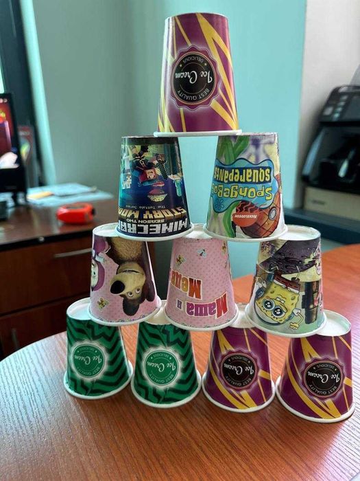 Petronas Muzqaymoq uchun qo'g'oz stakanchiklari/marojniy stakanchik