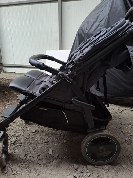 Количка за близнаци