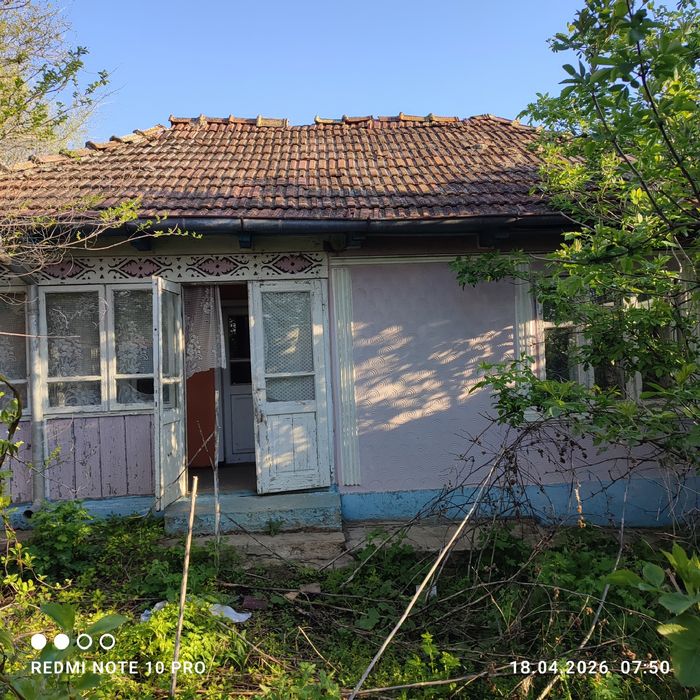 Casa de vânzare nelocuibilă  în Bohotin